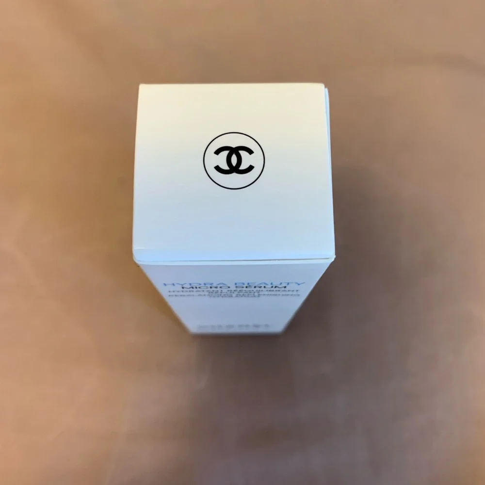 CHANEL hydra beauty